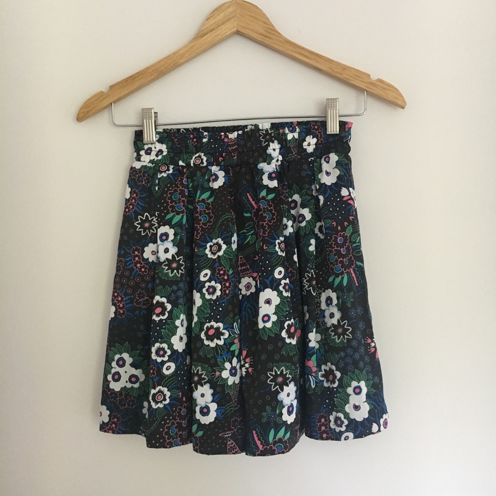 Uniqlo floral shorts, skort